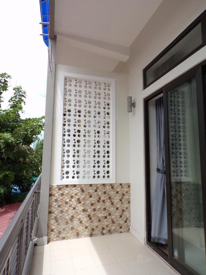 Ananta Aster Appartement Phnom-Penh Buitenkant foto