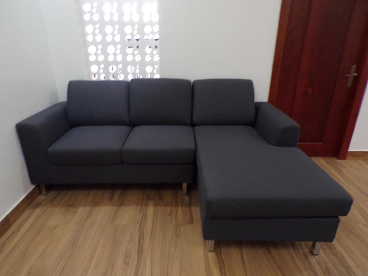 Ananta Aster Appartement Phnom-Penh Buitenkant foto