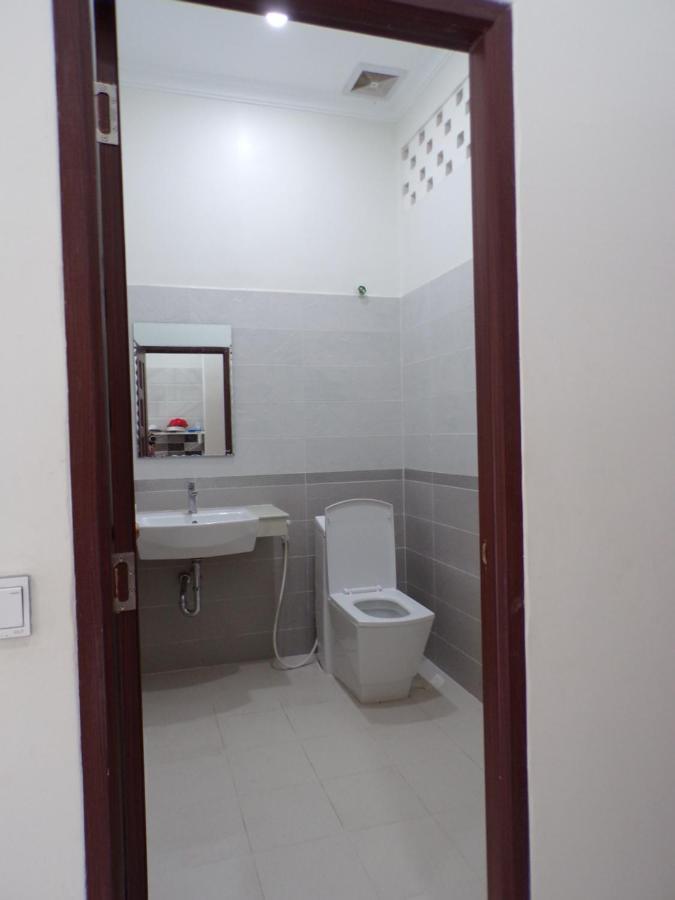 Ananta Aster Appartement Phnom-Penh Buitenkant foto